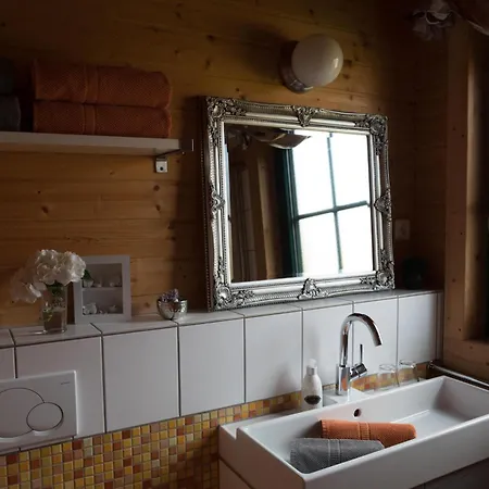 Holzhaus Lehrer Laempel * Esch (Rhineland-Palatinate)