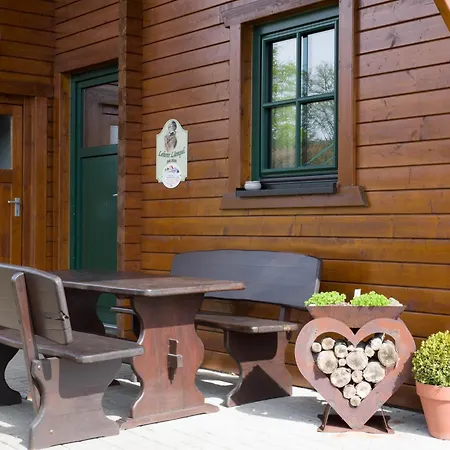 Holzhaus Lehrer Lämpel Mit Außensauna *